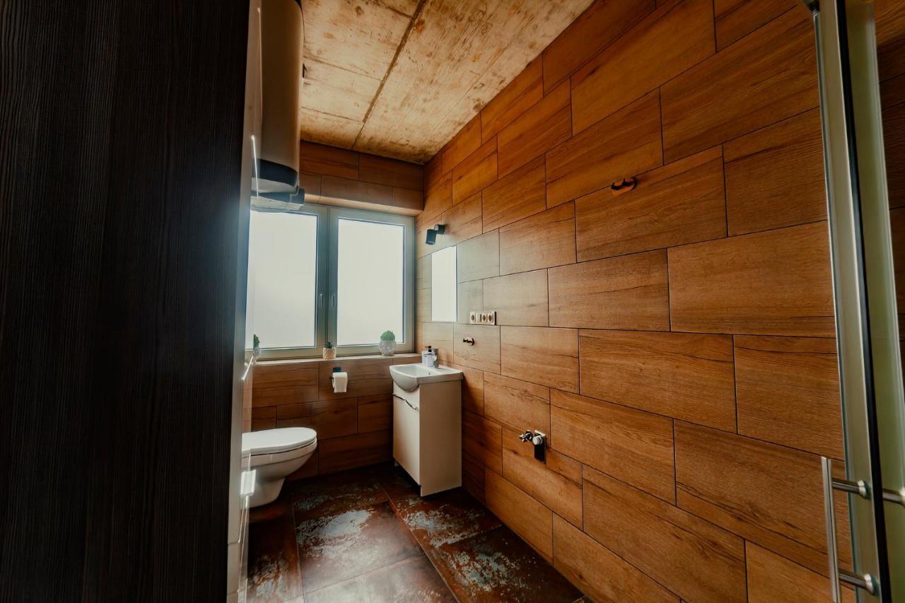 Bird House Hotel Prešov Buitenkant foto